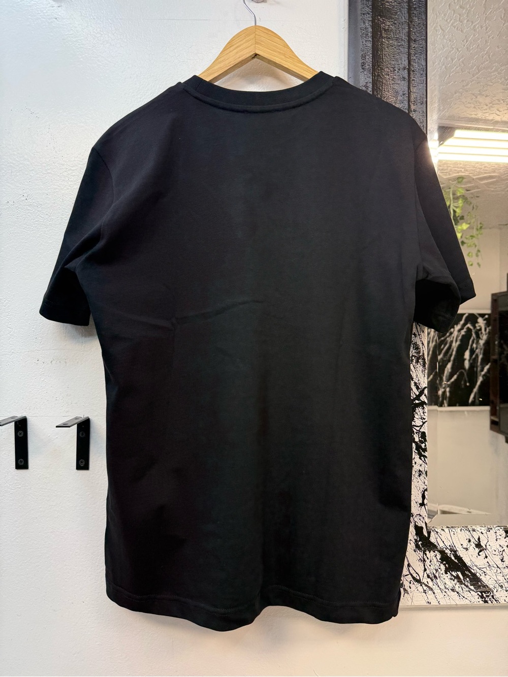 Moncler mens Black Short-Sleeve Logo Crewneck Tee w tags - Picture 6 of 12